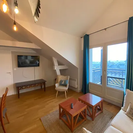 90m2 Dans Avec Piscine Plein Sud Avec Terrasse *